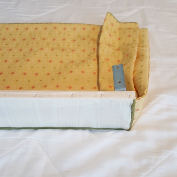 Cheery Bright Yellow Vallance - Picture 5 of 6